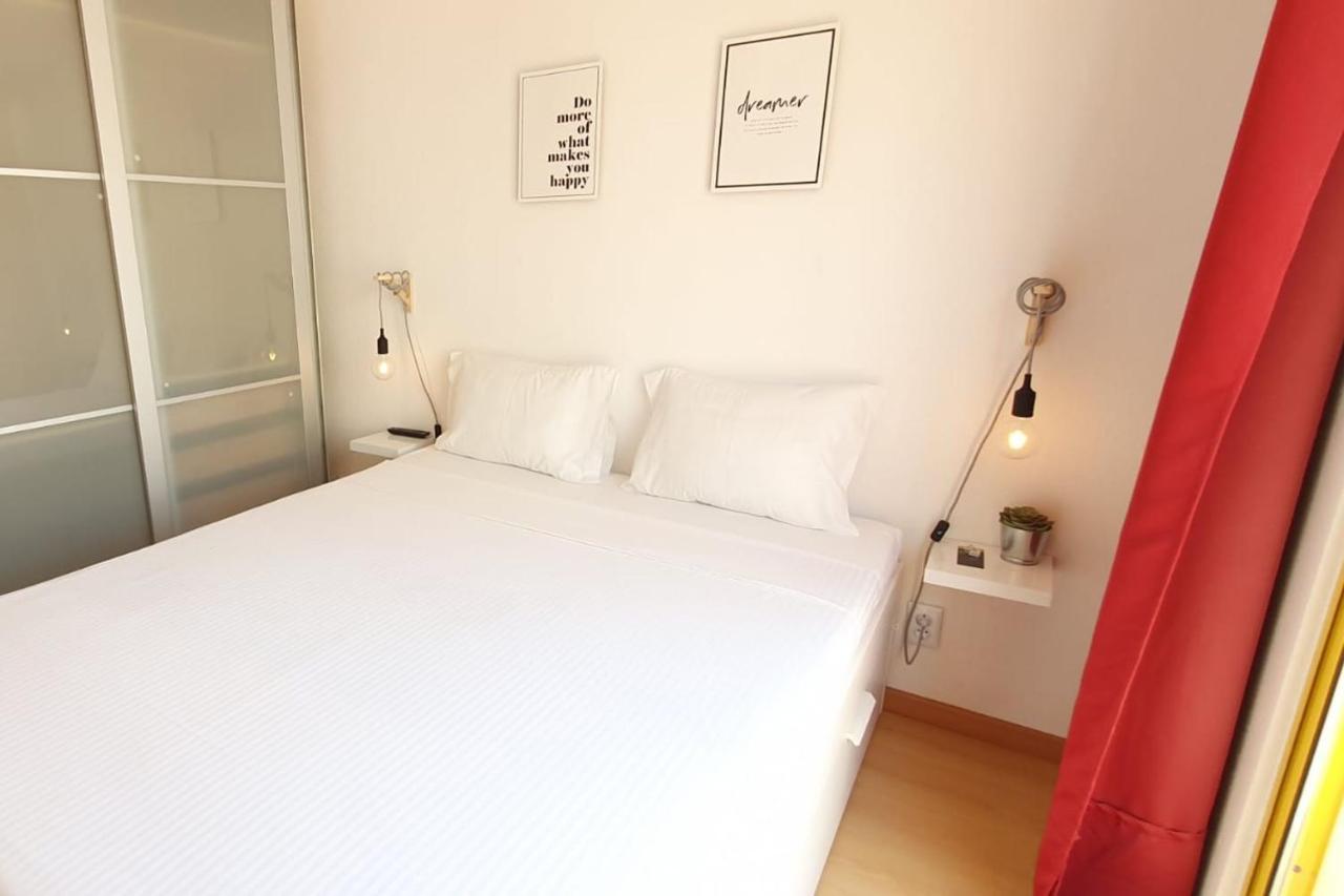 Lovelystay - Yellow Submarine House Lagos Luaran gambar