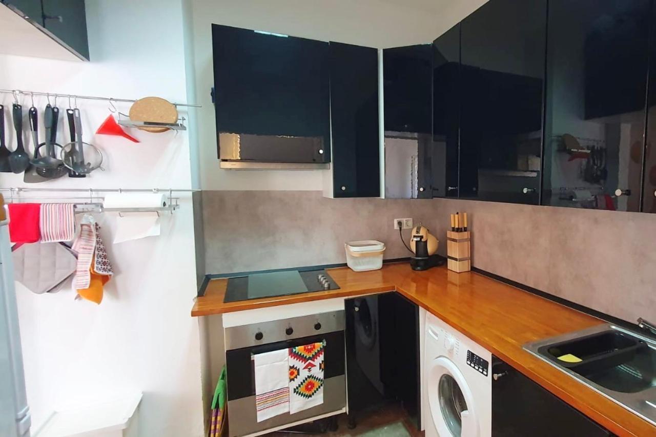 Lovelystay - Yellow Submarine House Lagos Luaran gambar